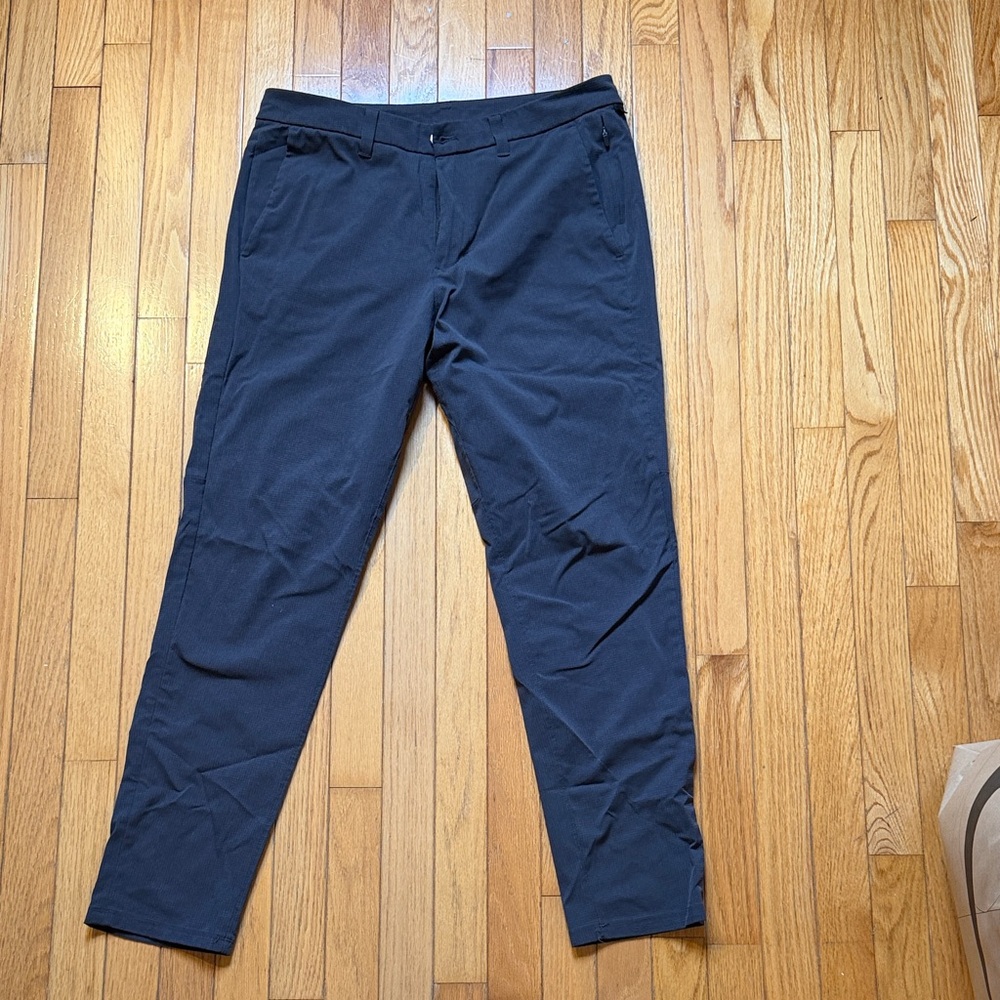 lululemon Commission Pant Slim Men’s 32 Obsidian Warpstreme Stretch